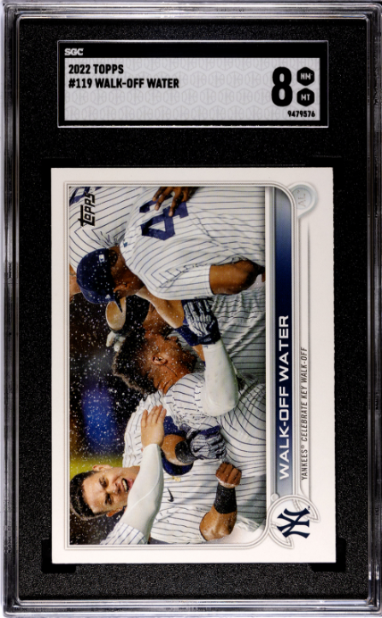2022 Topps #119 Walk-Off Water SGC 8